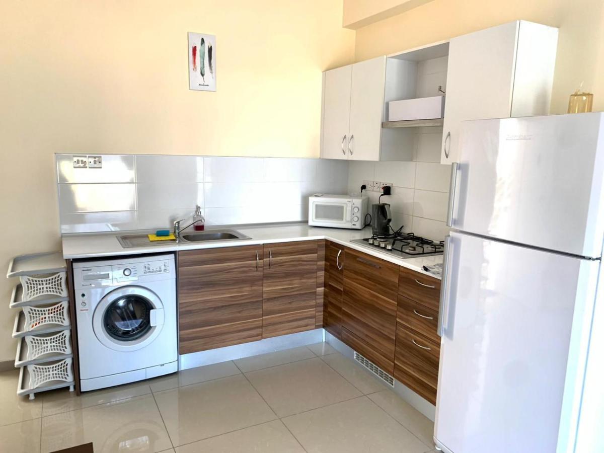 Amazing Two-Bedroom Apartment In Residence Lukomorye D1 With Private Garden Karavász Kültér fotó