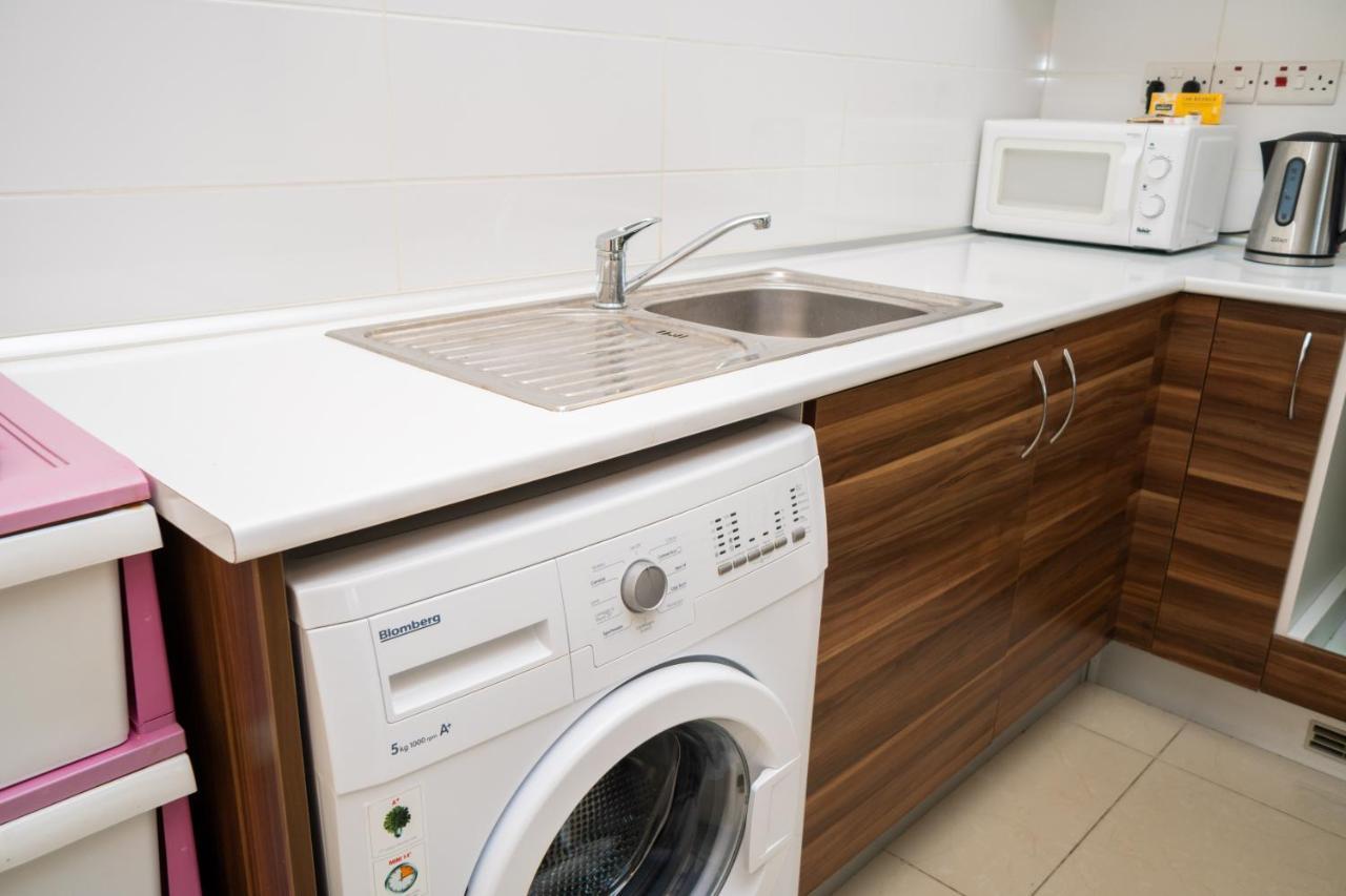 Amazing Two-Bedroom Apartment In Residence Lukomorye D1 With Private Garden Karavász Kültér fotó