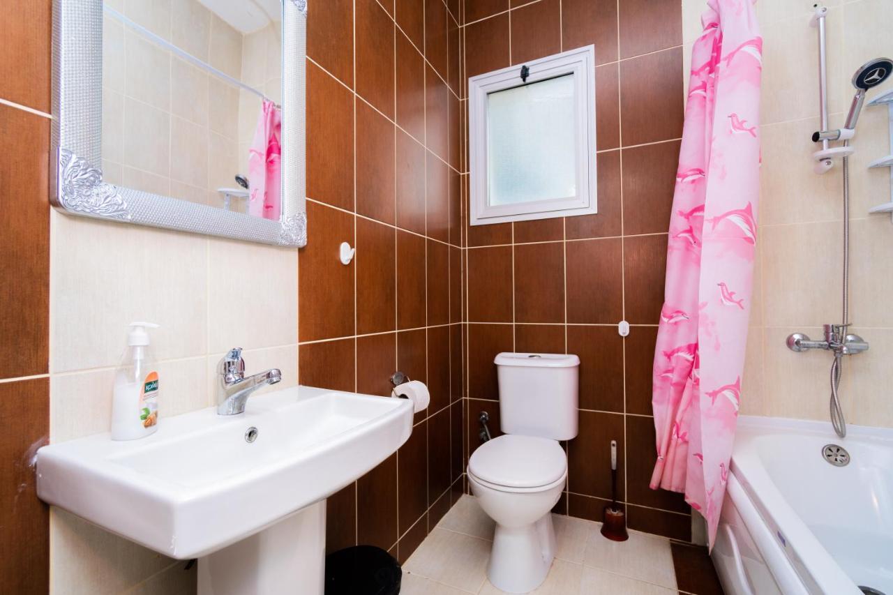 Amazing Two-Bedroom Apartment In Residence Lukomorye D1 With Private Garden Karavász Kültér fotó